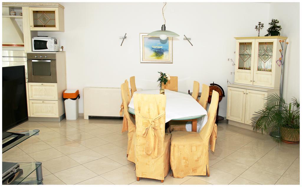 פרימוסטן Apartments Ruza חדר תמונה